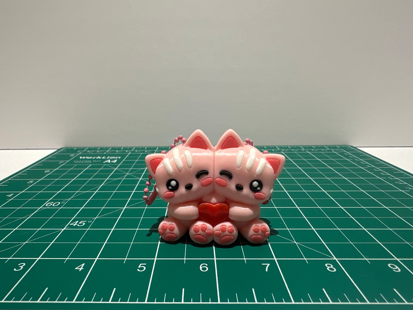 Magnetic Animal Keychain Couple – 3D Printed PLA Matching Keychains (Set of 2)