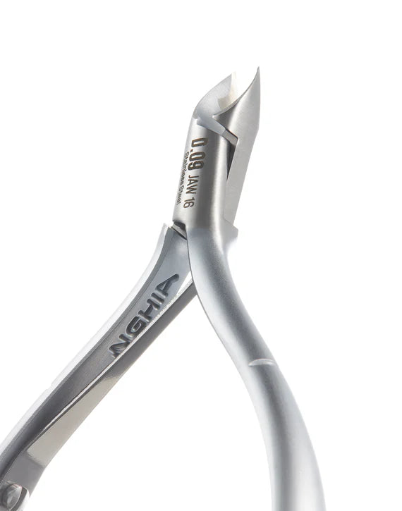 Nghia Stainless Steel Cuticle Nipper D-09 (Kềm Nghĩa)